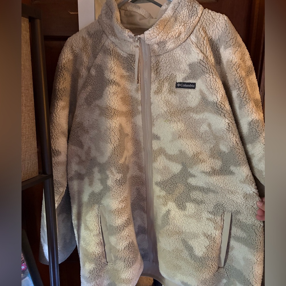 Women’s Columbia Jacket